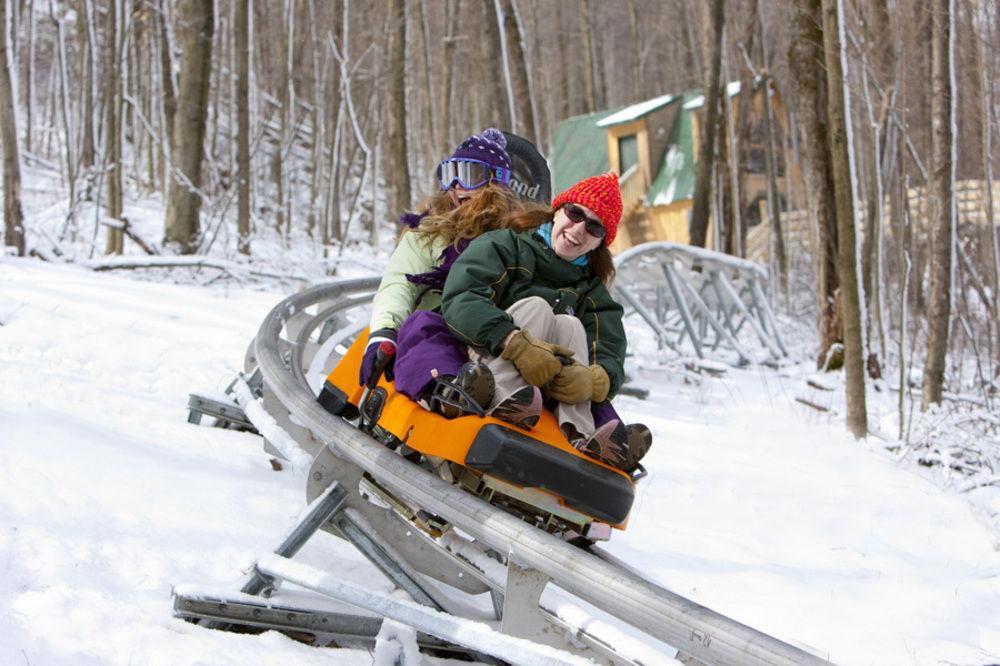 Hope Lake Lodge & Indoor Waterpark Кортленд Екстер'єр фото